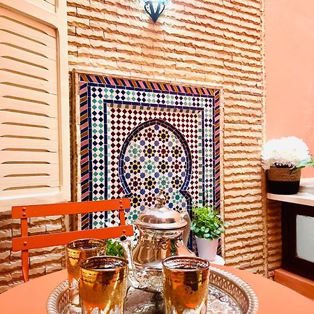 Apartment With Ac, Patio And Rooftop Appartement Climatise Avec Patio Et Toit Terrasse マラケシュ エクステリア 写真