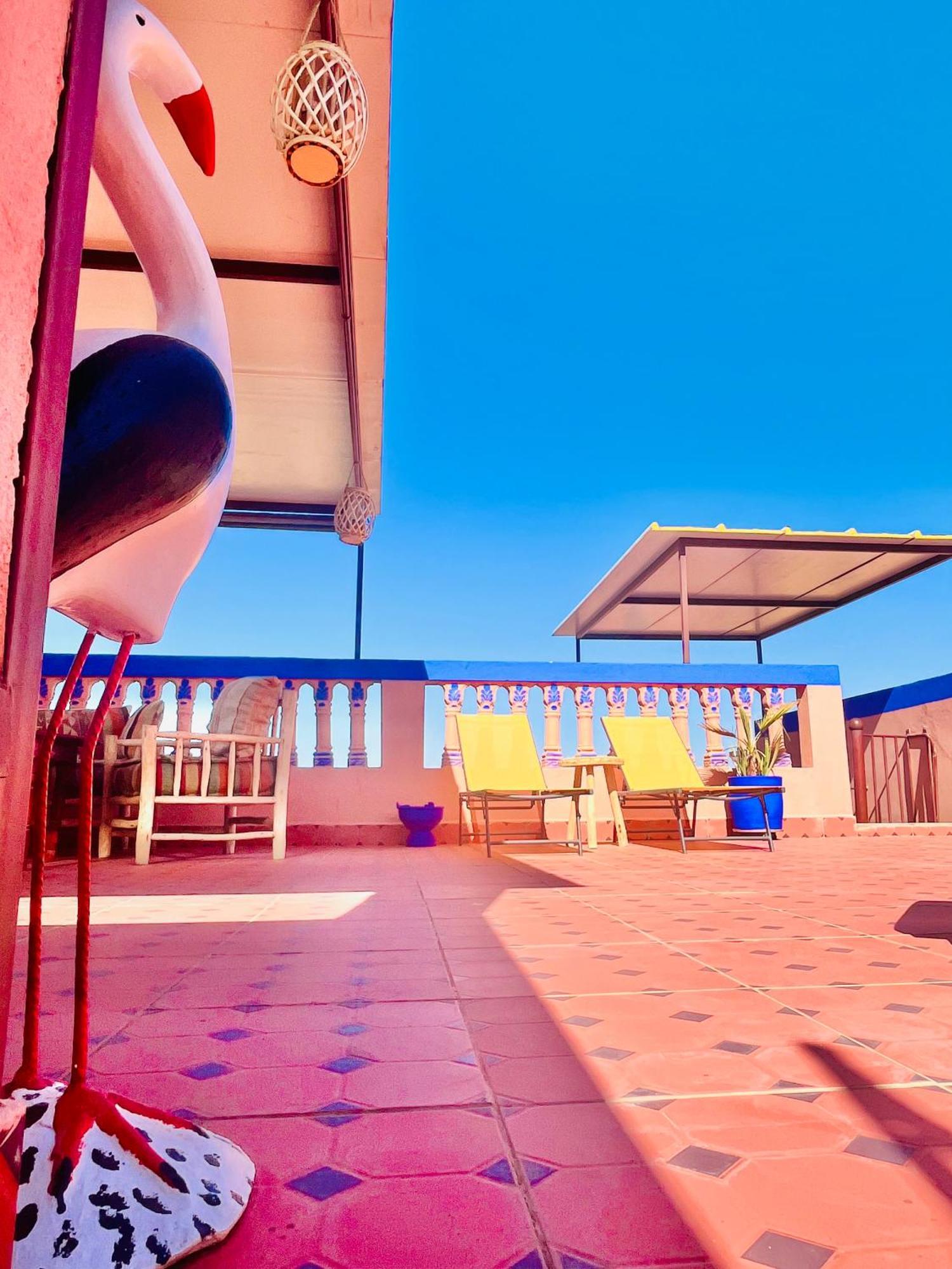 Apartment With Ac, Patio And Rooftop Appartement Climatise Avec Patio Et Toit Terrasse マラケシュ エクステリア 写真